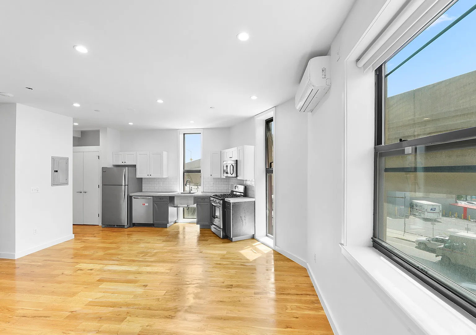 250 South 3rd Street — Photo 3