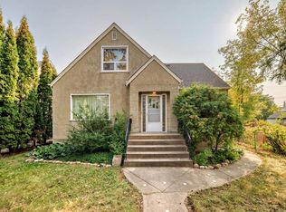 11233 95th St NW, Edmonton, AB T5G 1K8