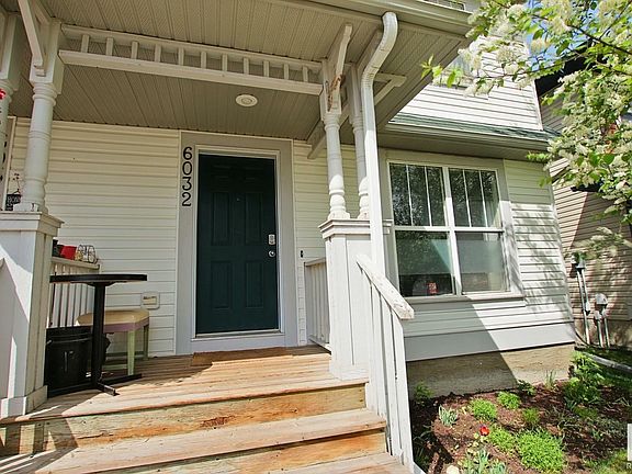 3rd image of 6032 S Terwillegar Blvd NW