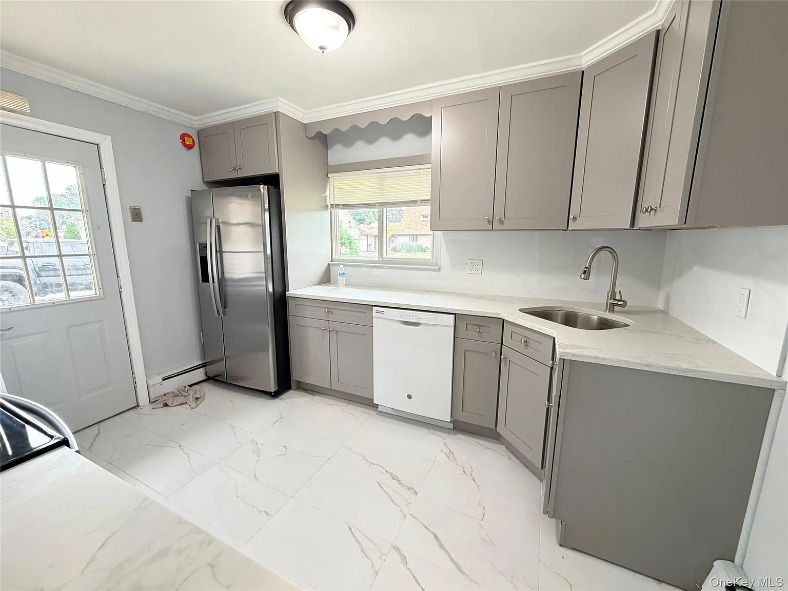 5 bed, 3.0 bath, 1700 sqft, $4,900 — Photo 4