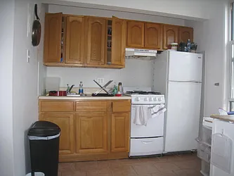 Rented by Alexiou Realty