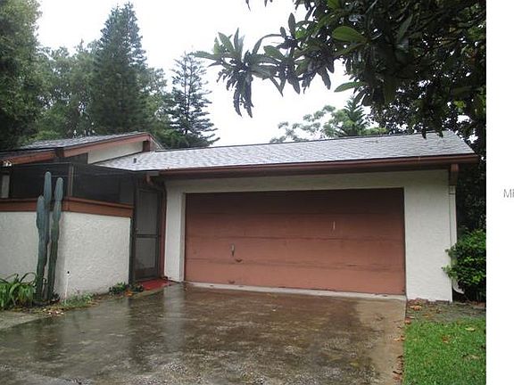 2nd image of 3930 Blooming Hill Ln