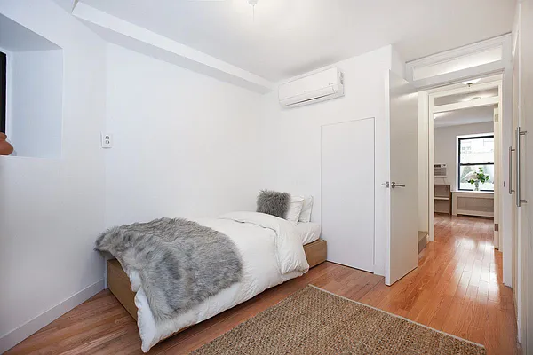 Sold by Eric Goodman Realty Corp | media 11