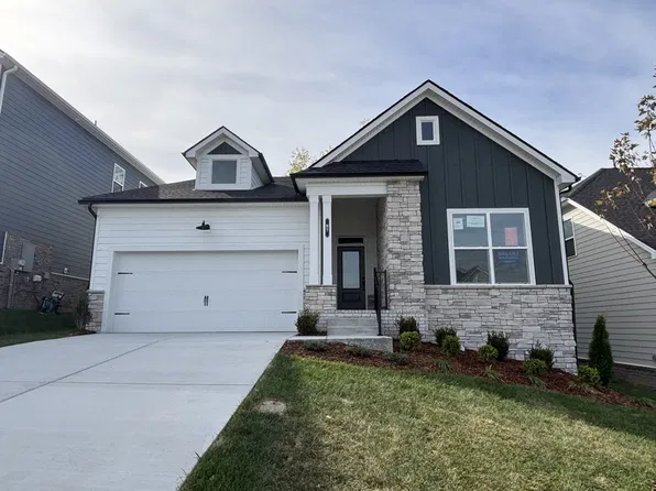 87 Russell Ct, Lebanon, TN 37087