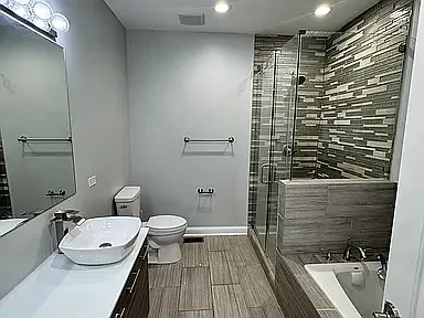 4933 S Prairie Ave #1 — Photo 3