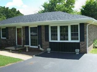 409 Hershey Dr, Hopkinsville, KY 42240