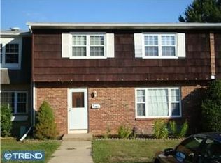 1926 Beech Ln, Bensalem, PA