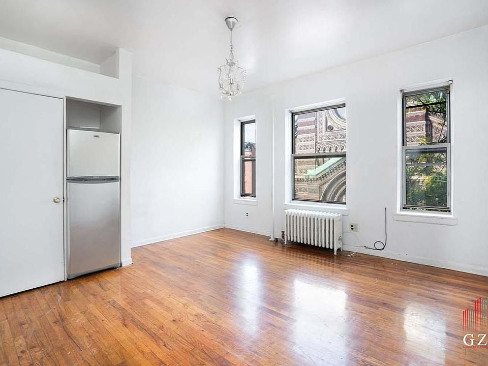 1st image of 218 W 132nd St #3F