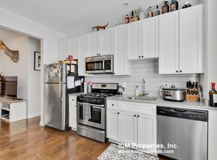 1600 W Belle Plaine Ave #1A, Chicago, IL 60613