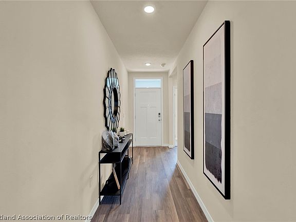 2nd image of 6862 Coconut Grove Dr