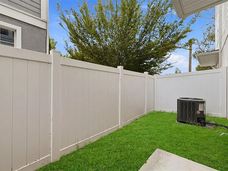 4208 W Carmen St #C — Photo 31