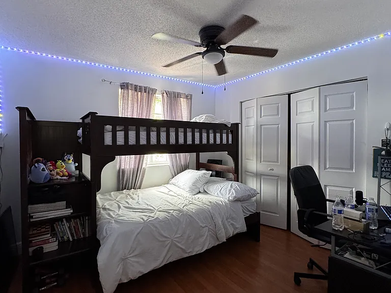 15621 SW 100th Ln — Photo 12