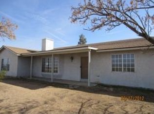 20233 Encino Rd, Apple Valley, CA 92308