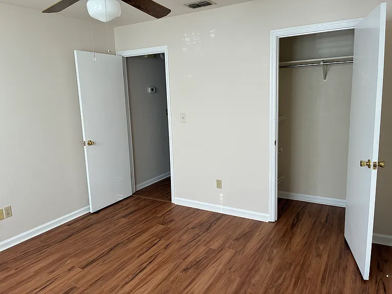 712 Pointe Ct #A — Photo 15