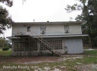 11 Love St, Crawfordville, FL 32327
