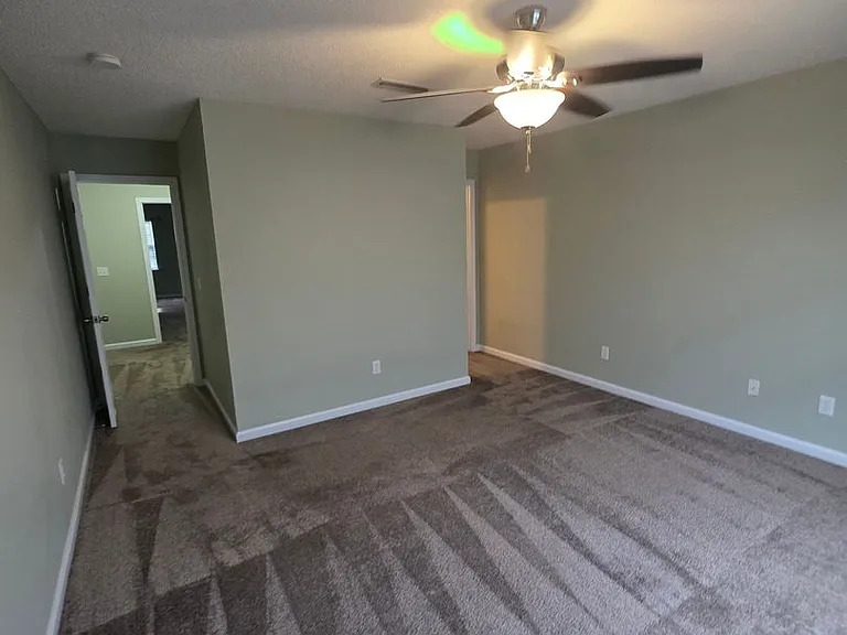 136 Jasmine Cir — Photo 8