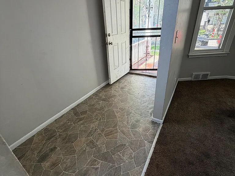 12038 Prairie St #1 — Photo 5