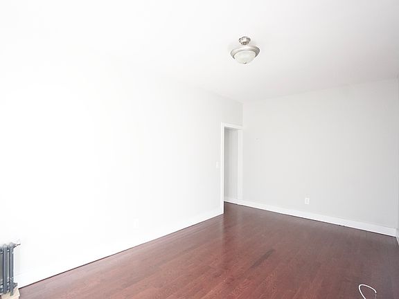 4th image of 525 W 169th St APT 3C