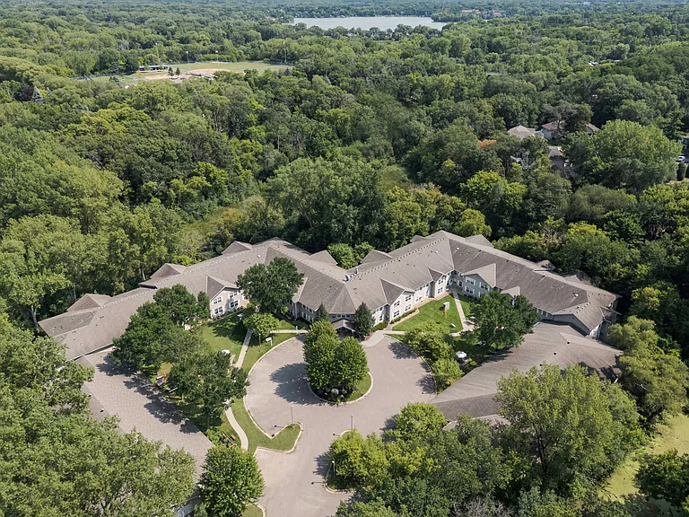 Cottage Villas of Arden Hills — Photo 9
