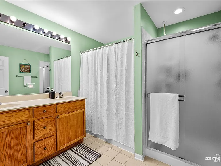 3250 Cool Springs Ct — Photo 9