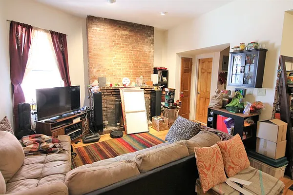 Rented by JK Dansar Corp | media 2