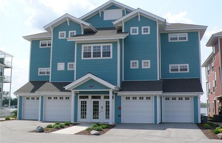 1st image of 13246 E Lake Shore Dr #301