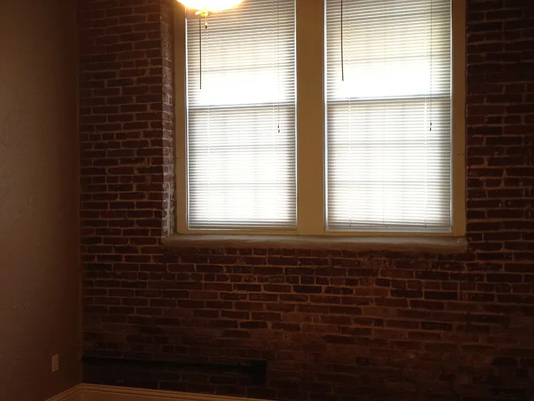 Monroe Street Suites — Photo 14