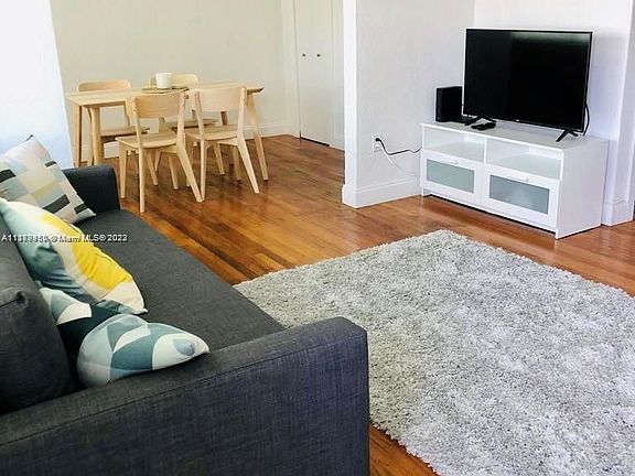 5th image of 7207 Bay Dr APT 13
