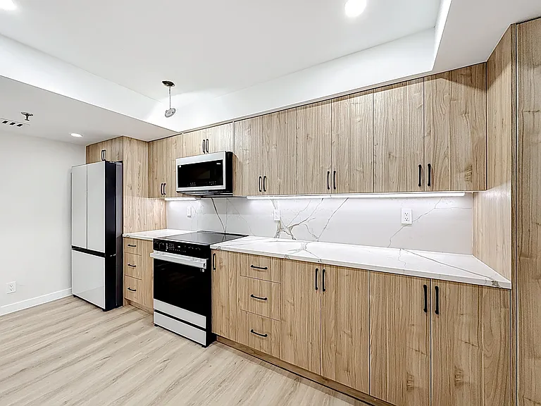 955 Egret Cir #207 — Photo 7