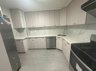 7555 113th St APT 3, Forest Hills, NY 11375