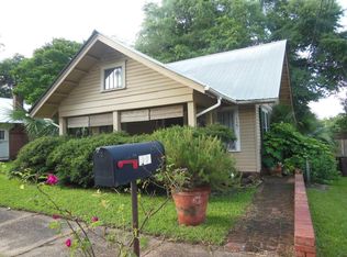 127 Oak St, Brundidge, AL 36010