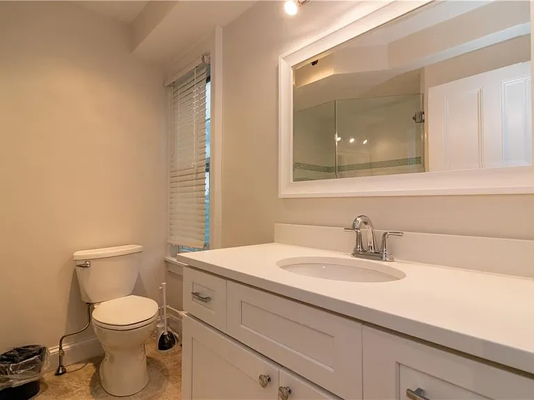 21 School St #3 — Photo 23