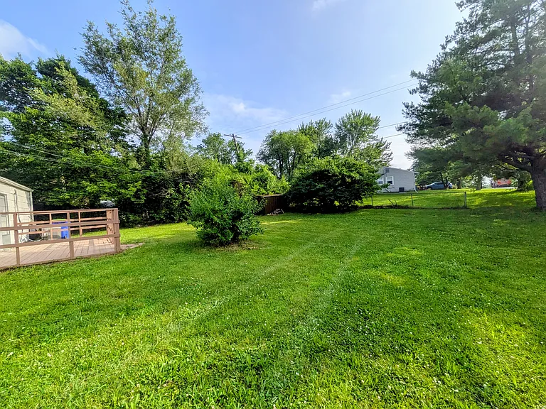 14802 White Ave — Photo 27