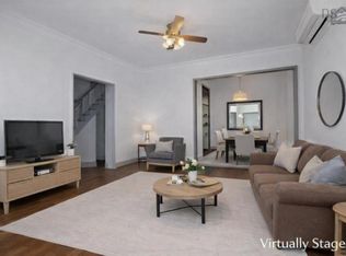 22 Rodney Rd, Dartmouth, NS B2Y3V5