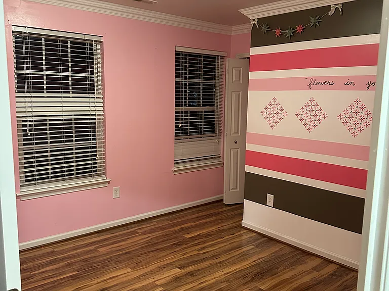 7726 Heathers Ln — Photo 13