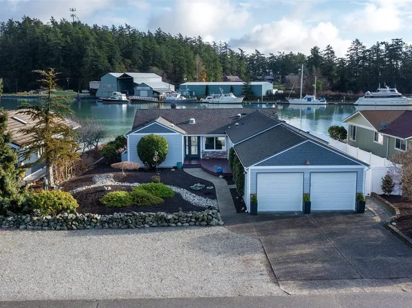 105 Chinook Place, La Conner, WA 98257