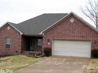 36 Oak Crest Dr, Cabot, AR 72023