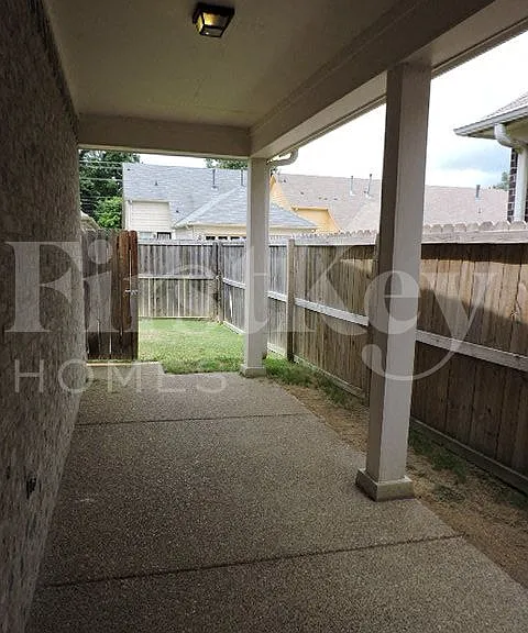 1177 Travers Ln — Photo 17