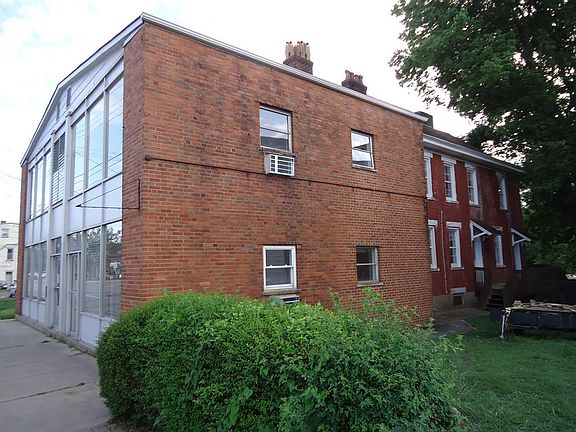 3rd image of 3407 Glenmore Ave