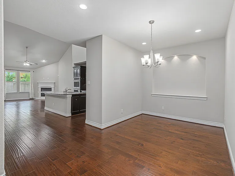 24227 Peralta Glen Ln — Photo 10