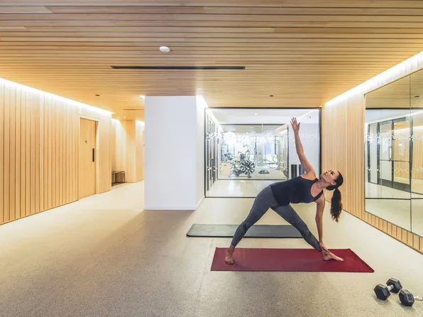 1 Columbus Place image 20 of 30