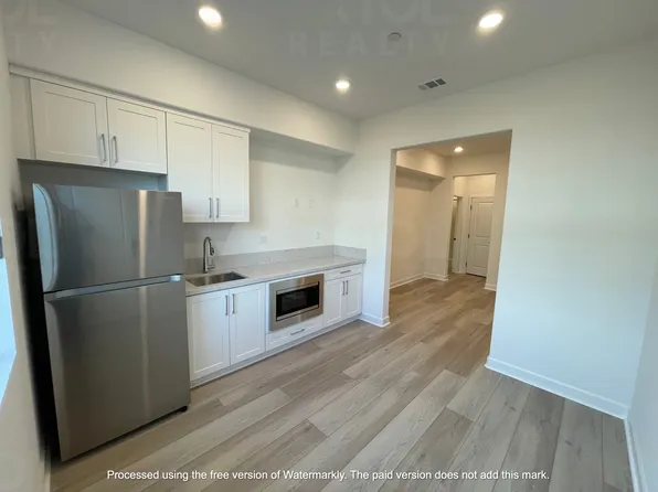 14324 Ocean Jasper Way, San Diego, CA 92126