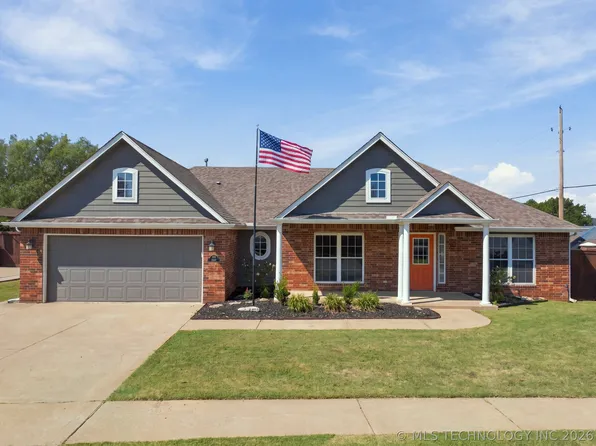 5102 Bahama Ave, Sand Springs, OK 74063
