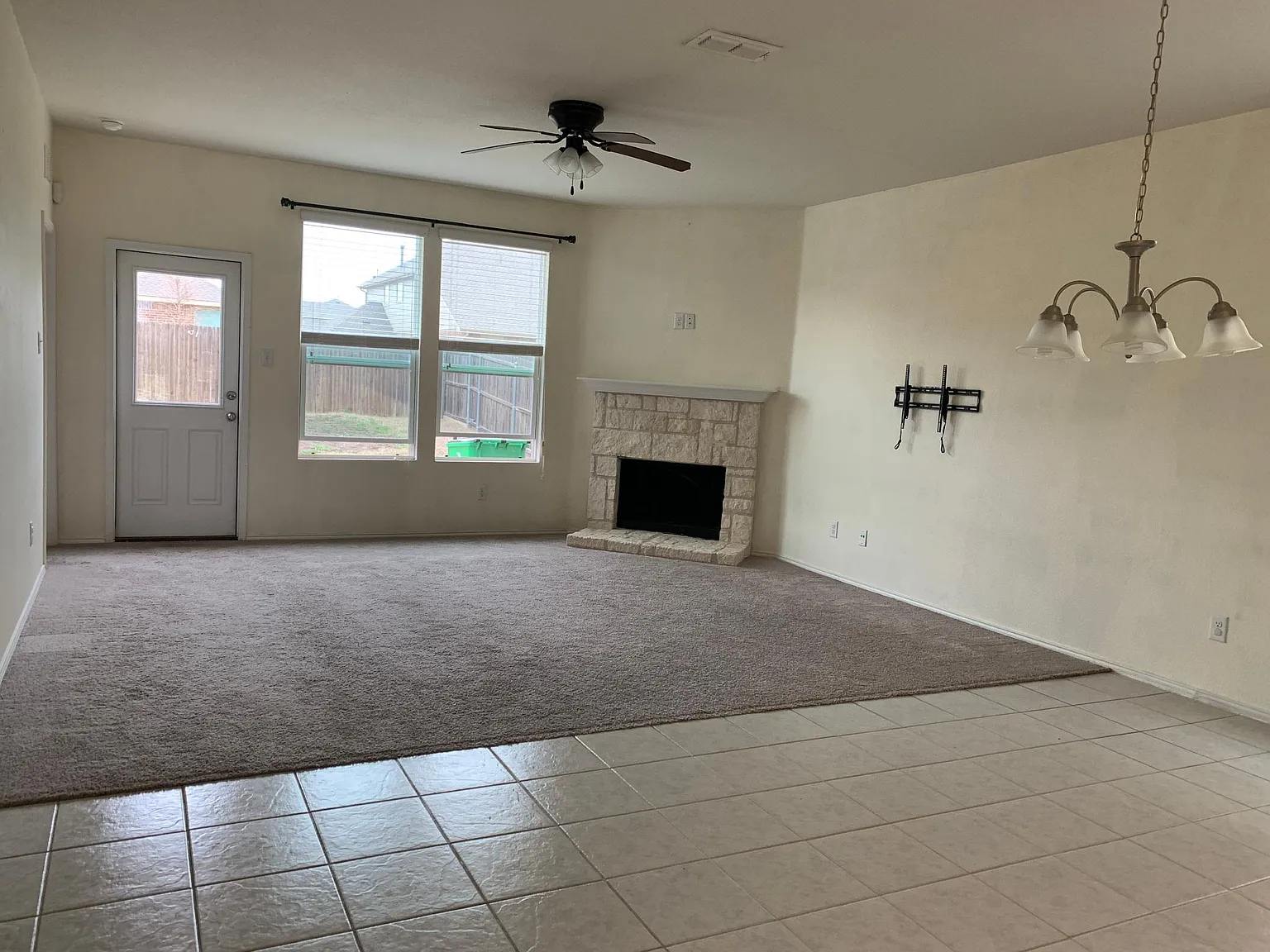 4 bed, 1763 sqft, $1,950 — Photo 3
