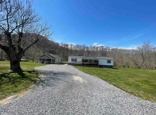 189 Orchard Addition, Peterstown, WV 24963