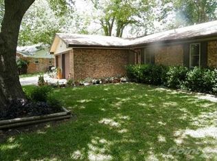 9624 Westpark Dr, Benbrook, TX 76126