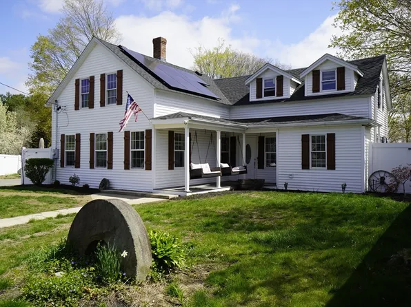 25 Cook St, Douglas, MA 01516