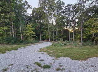 81 Moto Cross Dr, Monticello, KY 42633