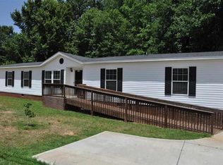 141 Oak Creek Rd, Statesville, NC 28625