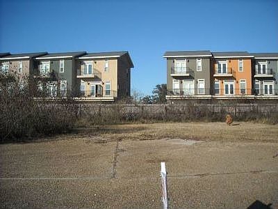 1st image of 2006-E W Beach Blvd
